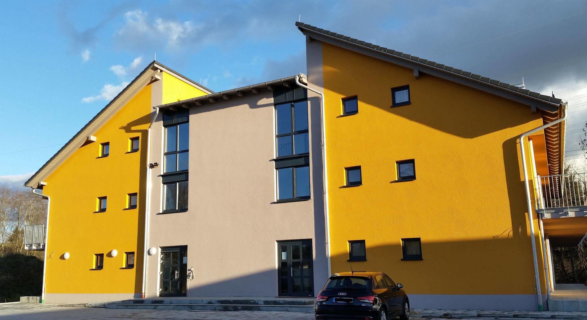 Апарт отель Schaefer Boardinghouse Грёбенцелль Экстерьер фото